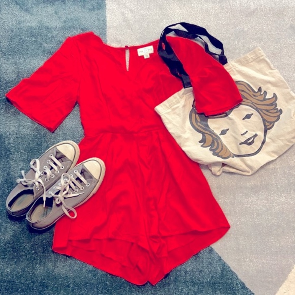 Jun & Ivy Orangey Red Romper with Scallops